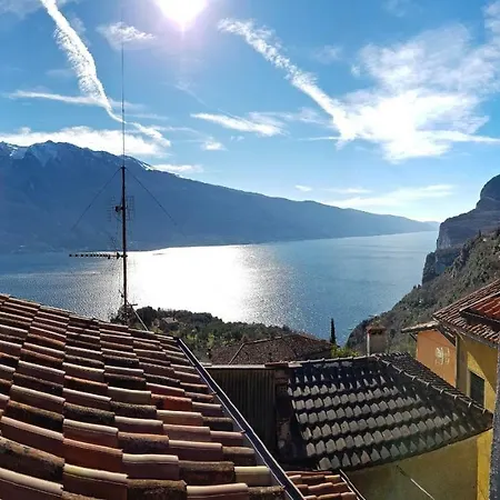 Ulivi Sul Garda Garden By Gardadomusmea *